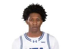 Casmir Chavis headshot