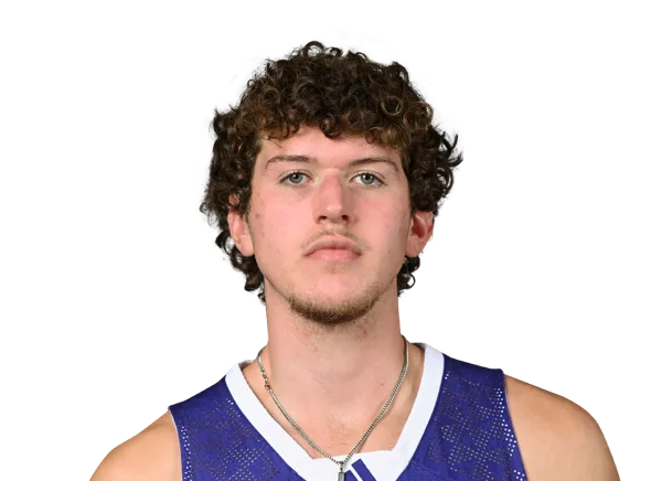 Aidan Richard headshot