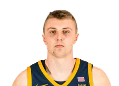Brayden Crump headshot