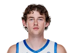 Zach Tow headshot