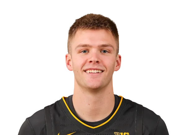 Bennett Stirtz headshot
