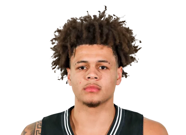 Stevie Elam headshot