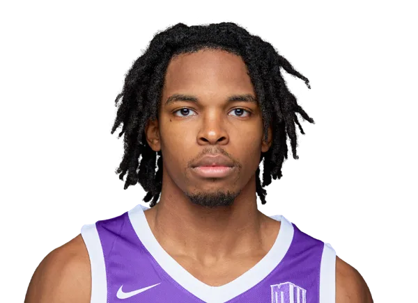 Evan Boisdur headshot