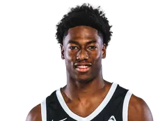 MJ Williams headshot