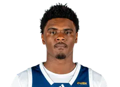 LA Hayes headshot