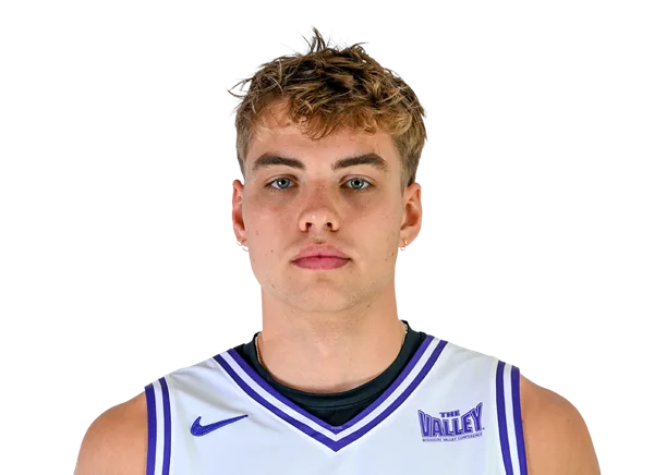 Leif Moeller headshot