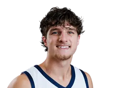 Zander Carter headshot