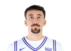 Alex Hemenway headshot