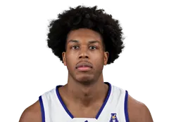Jordan Riley headshot
