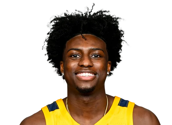 Honor Huff headshot