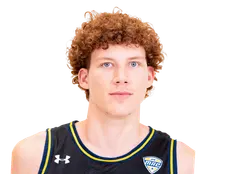 Magnus Entenmann headshot