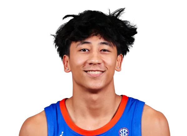 Xaivian Lee headshot