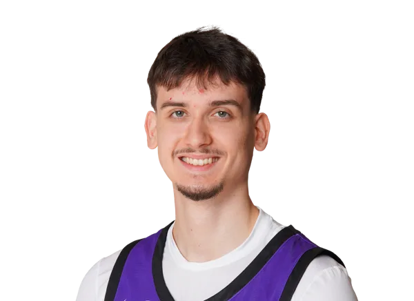 Matus Hronsky headshot