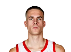 Luka Tarlac headshot