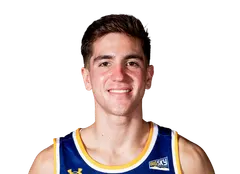 Quinn Denker headshot
