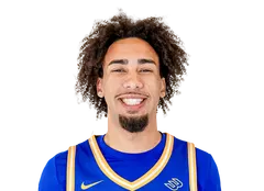 Osiris Grady headshot