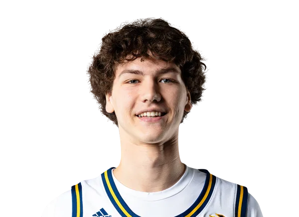Derin Saran headshot